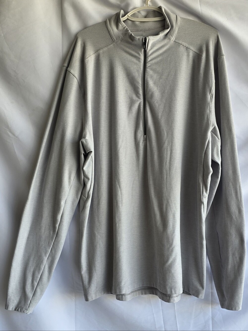 Lululemon Men's Rulu Surge Warm 1/2 Zip Gray Pullover Shirt, size XL